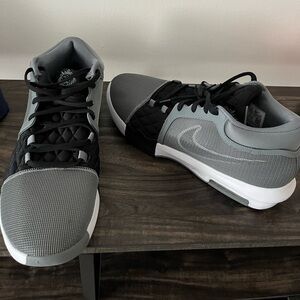 Nike Lebron Witness 8 size 18 basketball sneakers - new